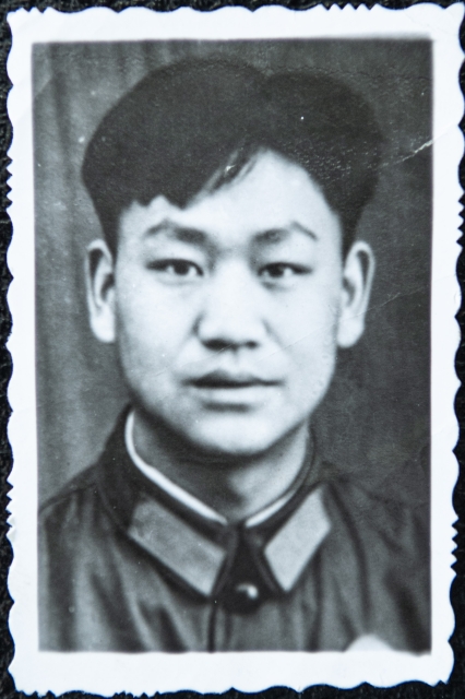 云南這對父子兩代“軍轉(zhuǎn)警”:“我漸漸成為了你”(供圖)