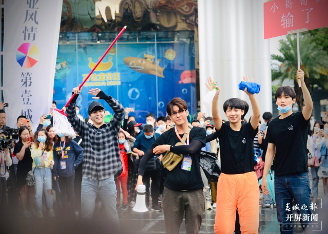 《牛氣滿滿的哥哥》空降昆明，開啟雨中沉浸式錄制（龍宇丹 攝）