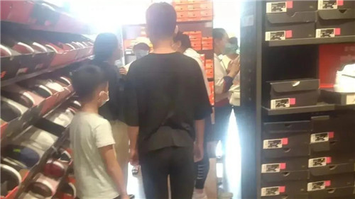 AhdhdH6AfB AhdhdH6AfB