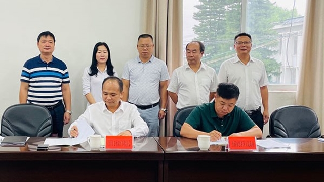 普洱思茅舉行生物醫(yī)藥產(chǎn)業(yè)園建設(shè)項(xiàng)目簽約儀式