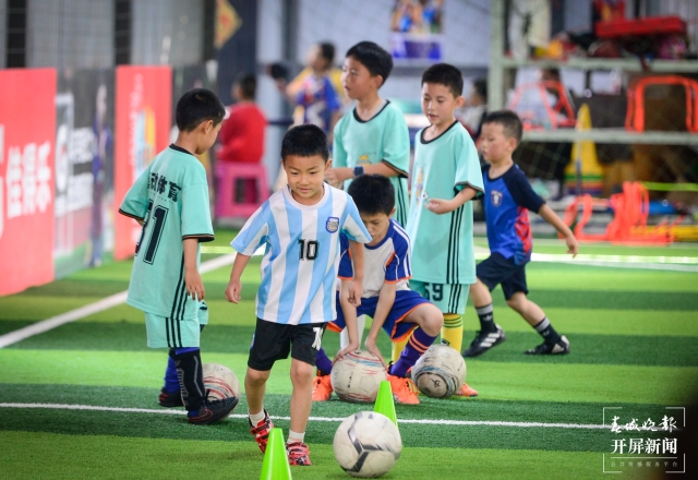 喜動體育培訓機構(gòu)，小小運動員們正玩得汗流(11416625)-20210913152002.jpg