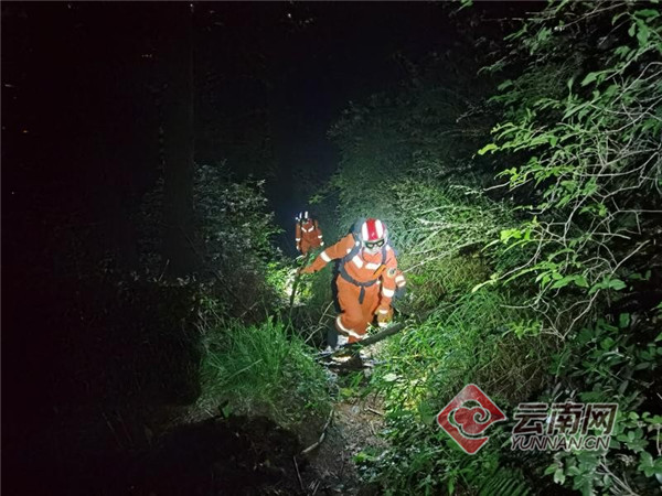 00304171566_b3c039ee 00304171566_b3c039ee