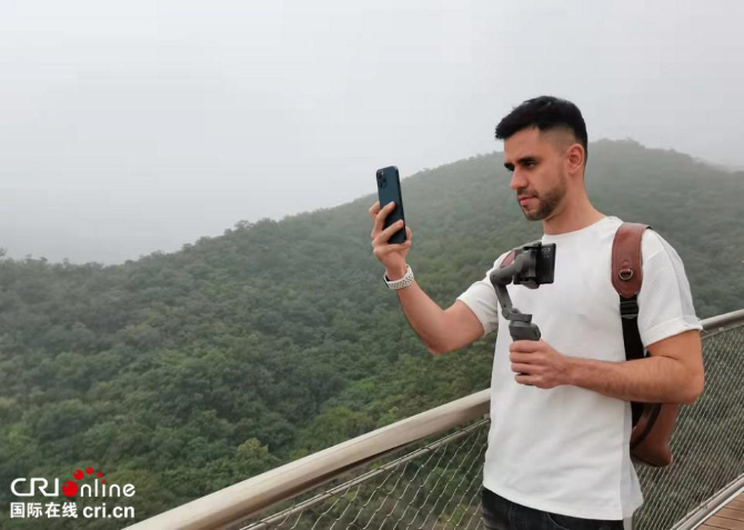 冰雪盛會 蓄勢待發(fā) 外籍大V向世界展示冬奧會中國樣本_fororder_圖片2