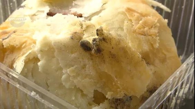 月餅發(fā)霉（圖自8099999）