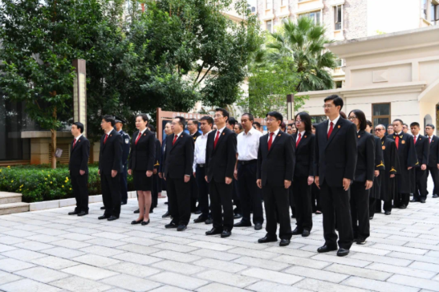 昆明環(huán)境資源法庭今日揭牌，云南生物多樣性司法保護(hù)邁上新臺階?。ü﹫D）