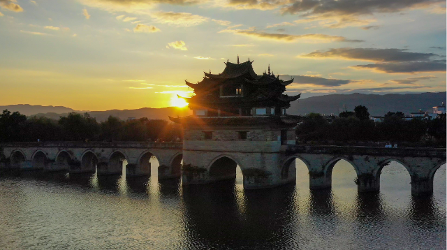 在云南三座歷史文化名城向祖國告白