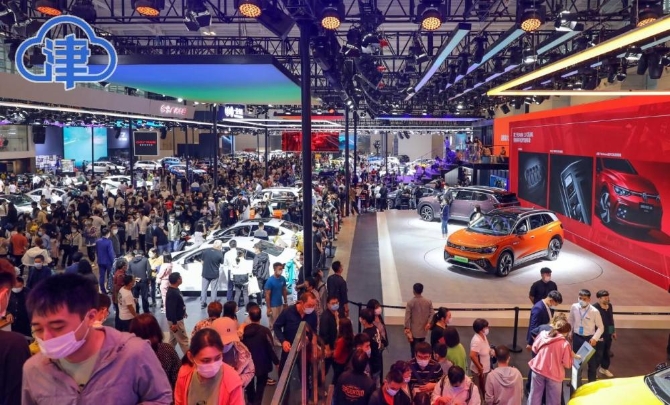 00502957296_i1001000001000a0_de271850 00502957296_i1001000001000a0_de271850