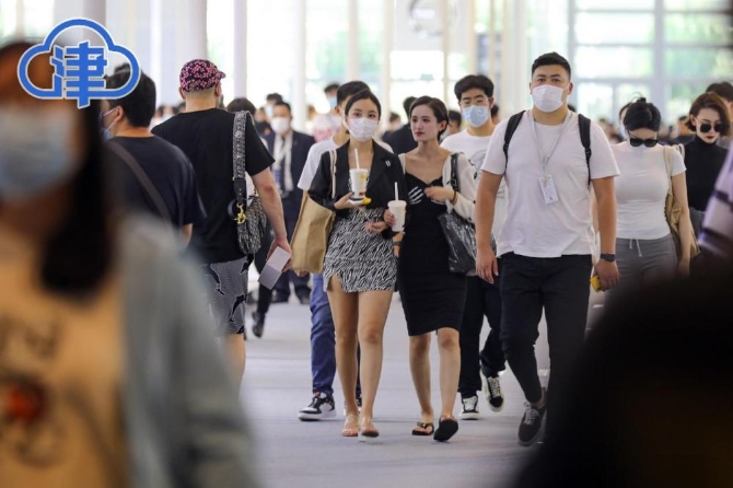 00502957325_i1001000001000a0_1d68b46b 00502957325_i1001000001000a0_1d68b46b