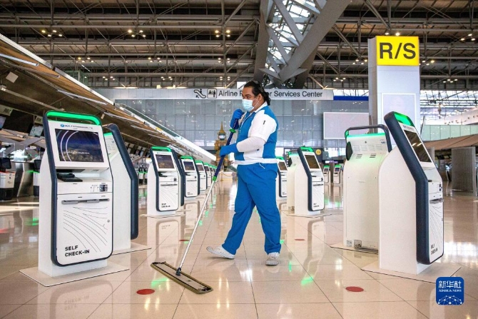 1128020084_16358045142171n