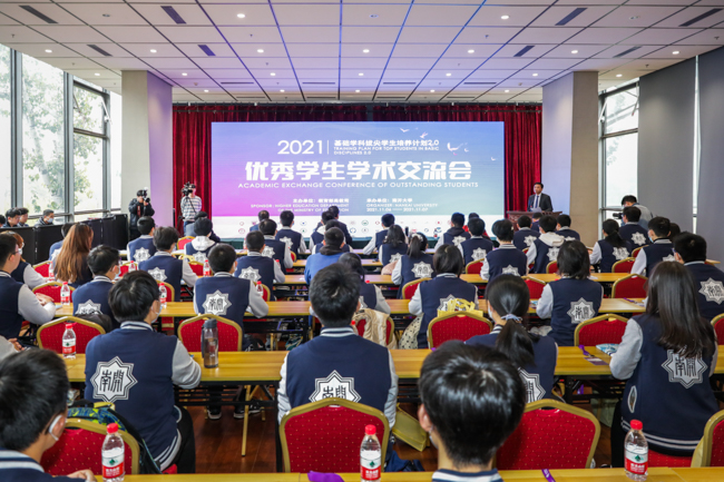 417ebbf6f4e94a36b05995c4e75757d9.png 417ebbf6f4e94a36b05995c4e75757d9.png