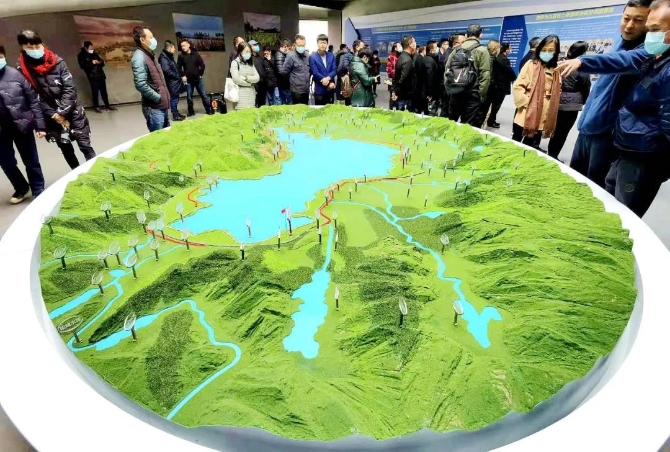 ed55b546-c554-4b00-92b9-3144243b061e