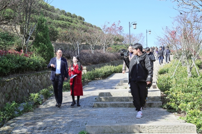 229359_f5a26f63-e914-45a4-9e02-3d7afe38742c