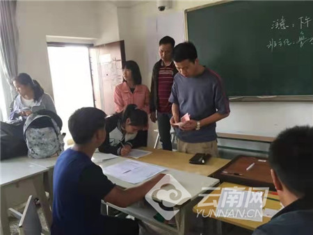 00304318741_02de725a 00304318741_02de725a