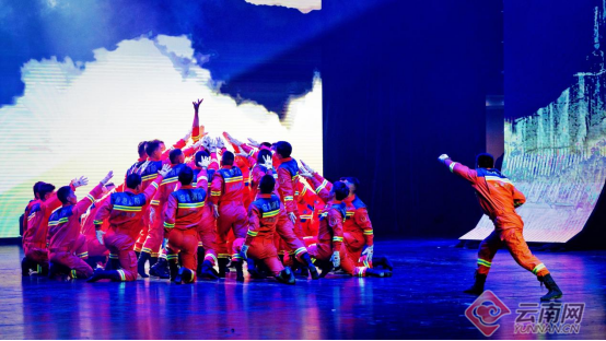 00304320586_bd0a8b25 00304320586_bd0a8b25