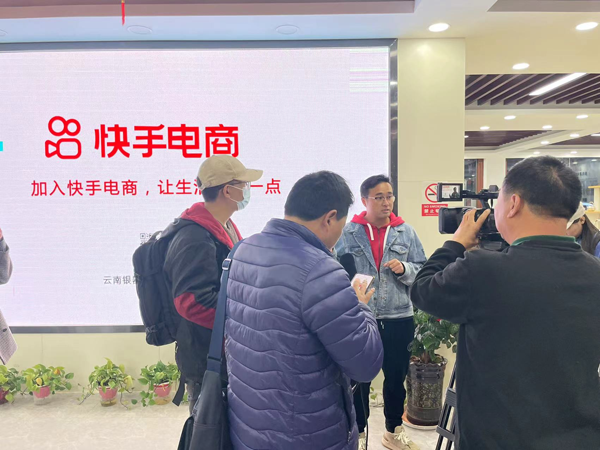 00304320894_44a15eef 00304320894_44a15eef