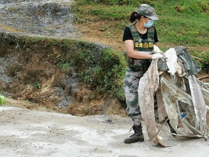 00304321354_3b2b15f7 00304321354_3b2b15f7