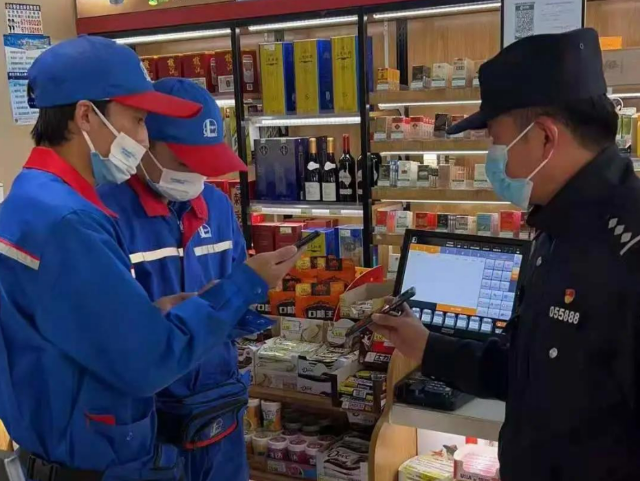 幫你注銷校園貸、改不良征信？官渡警方：不聽不信不轉(zhuǎn)帳?。ü﹫D）