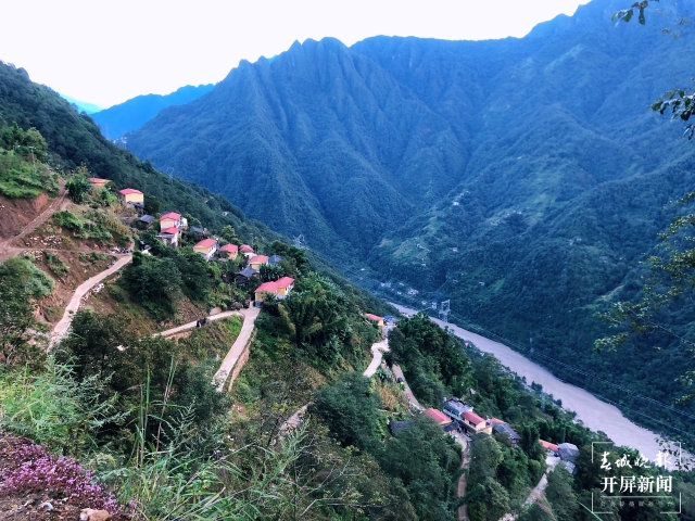 福貢縣馬吉鄉(xiāng):人居環(huán)境大比拼 扮靚鄉(xiāng)村振興底色