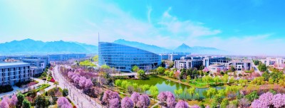 構(gòu)筑精神高地 培育時(shí)代新人 構(gòu)筑精神高地 培育時(shí)代新人