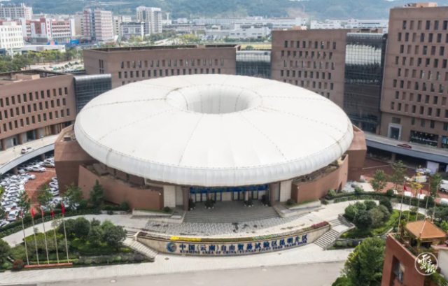 自貿(mào)試驗(yàn)區(qū)