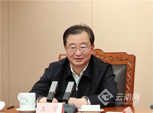 00304395055_i1000600000600a0_00f40ed0