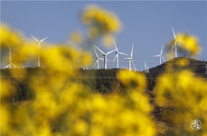 綠色能源--云南風(fēng)電建設(shè)（楚雄姚安風(fēng)電景觀）002-楊崢 攝.jpg