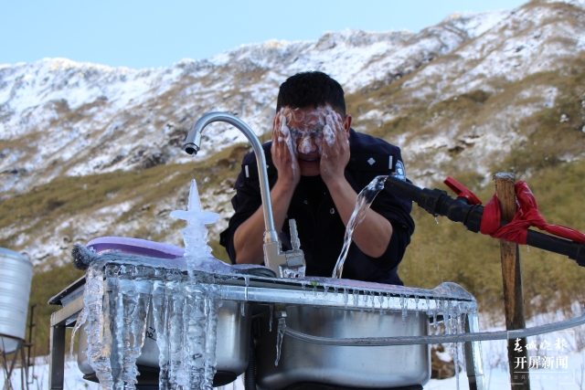 660天94批376人，這群戍邊人終于“被迫”下山了（張勇 通訊員 代超 攝）