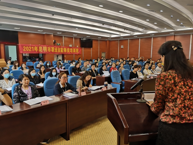 新增就業(yè)人數(shù)連續(xù)5年保持在14萬人以上！昆明曬出就業(yè)創(chuàng)業(yè)成績單（供圖）