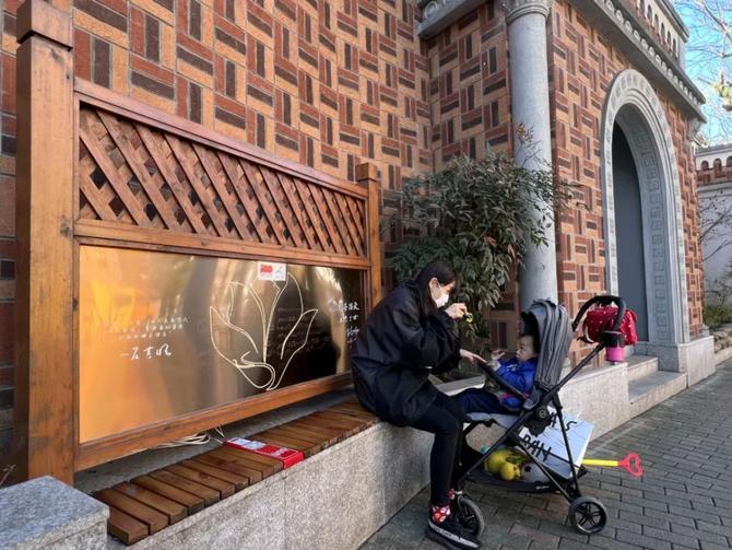 84ebd98ea8654fc7ab70d5ee041b362b 84ebd98ea8654fc7ab70d5ee041b362b