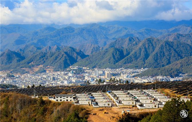 怒江蘭坪金頂鎮(zhèn)蝴蝶場(chǎng)新村 高玉生 攝.jpg