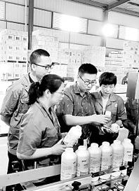 福建深入推進(jìn)科技特派員制度:讓“科技之花”綻放沃野山川 福建深入推進(jìn)科技特派員制度:讓“科技之花”綻放沃野山川