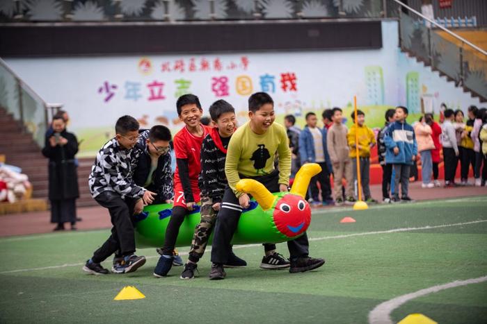 00d86176ee2a235305fe33 00d86176ee2a235305fe33