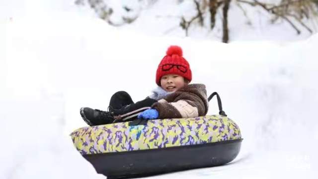 轎子雪山(開屏新聞?dòng)浾咄跤詈猓? style=