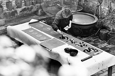 “就地”過春節(jié)，精彩不一樣