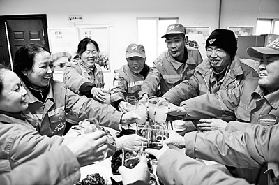 “就地”過春節(jié)，精彩不一樣