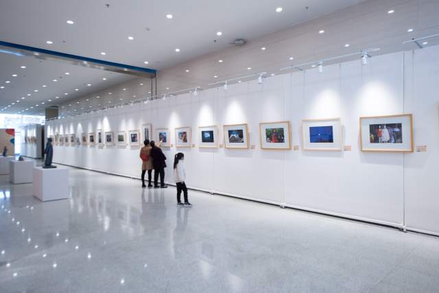 “2022·云南省第二屆小型藝術(shù)作品展”在昆亮相（供圖）