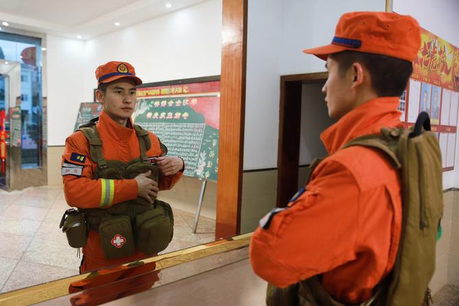 1整裝待發(fā) 1整裝待發(fā)