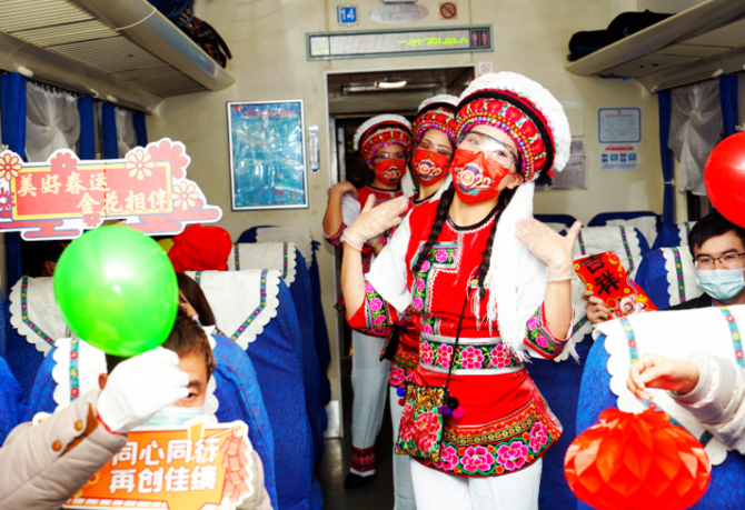 2022年春節(jié)假期 云南鐵路共發(fā)送旅客84萬人 同比增長超三成（中國鐵路昆明局集團供圖）