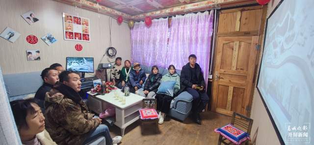 騰沖小伙劉榮勝創(chuàng)中國選手冬奧會(huì)越野滑雪歷史最好成績，家鄉(xiāng)親友團(tuán)沸騰了！ （開屏新聞?dòng)浾叽廾艏巴ㄓ崋T攝）