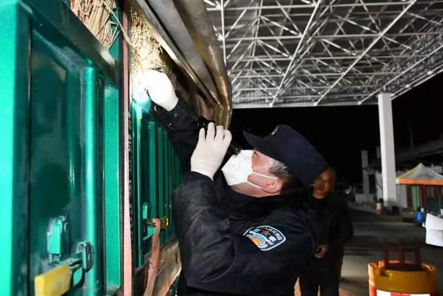 春節(jié)期間，云南省公安機(jī)關(guān)接報(bào)刑事警情同比去年春節(jié)下降27.46% （供圖）