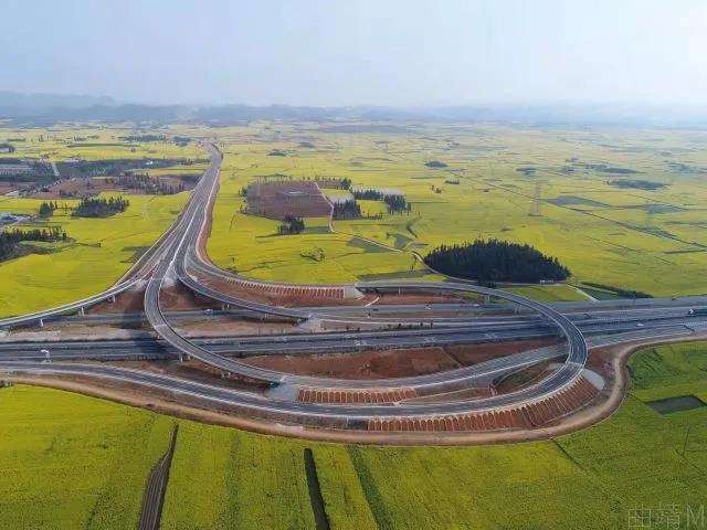 云南東部出海最近通道！云南又一條高速公路通車.jpg