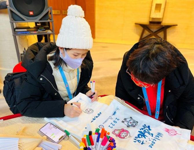 日本記者元宵初體驗：中國朋友的友好和熱情讓人感動！