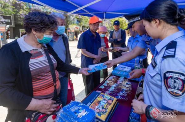 00304495244_9bae0bd0 00304495244_9bae0bd0