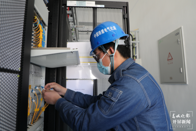 滇藏鐵路麗香段站后工程建設(shè)取得重要進展 有望年內(nèi)開通（通訊員 王鵬 劉昊亮 攝）