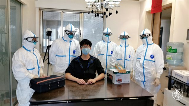 暖心！昆明封控區(qū)和管控區(qū)內(nèi)28名考生順利完成高考英語聽力考試