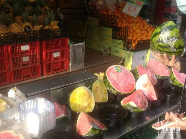 市民直呼：當個“吃瓜群眾”，真的好難 (1).jpg