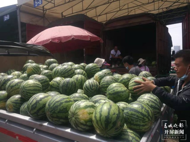 市民直呼：當個“吃瓜群眾”，真的好難 (6).jpg