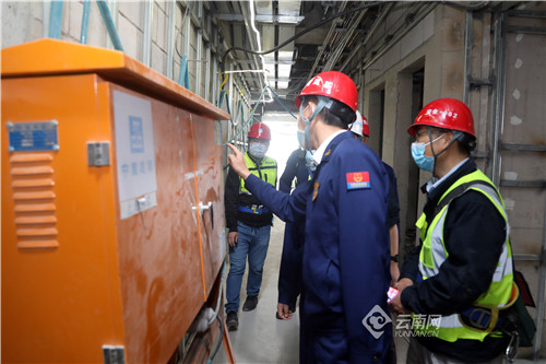 00304591207_40cfcf73 00304591207_40cfcf73