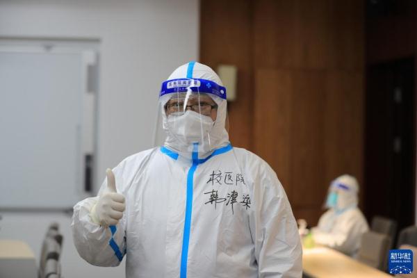 在防疫一線，這是最動(dòng)人的模樣