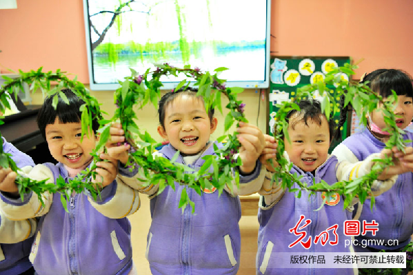 【網(wǎng)絡(luò)中國節(jié)·清明】插柳、戴柳……清明這些習俗與柳有關(guān)